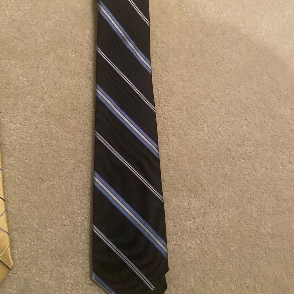 Mens tie